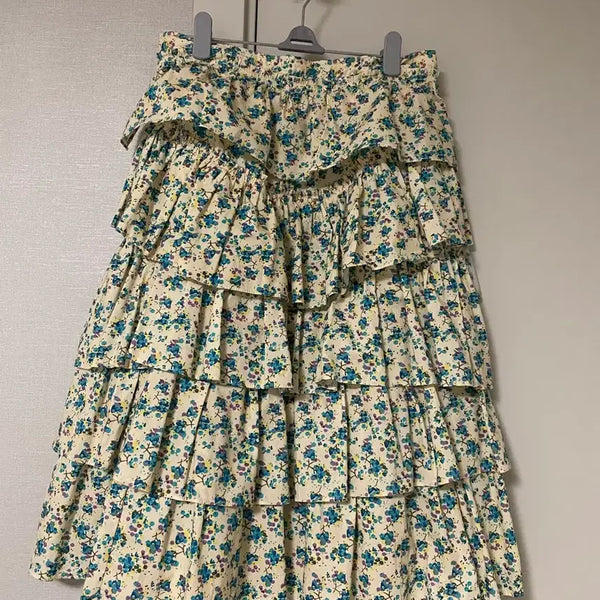 [BUNJANG] Flower Pattern Tiered Skirt / 플라워패턴 캉캉스커트