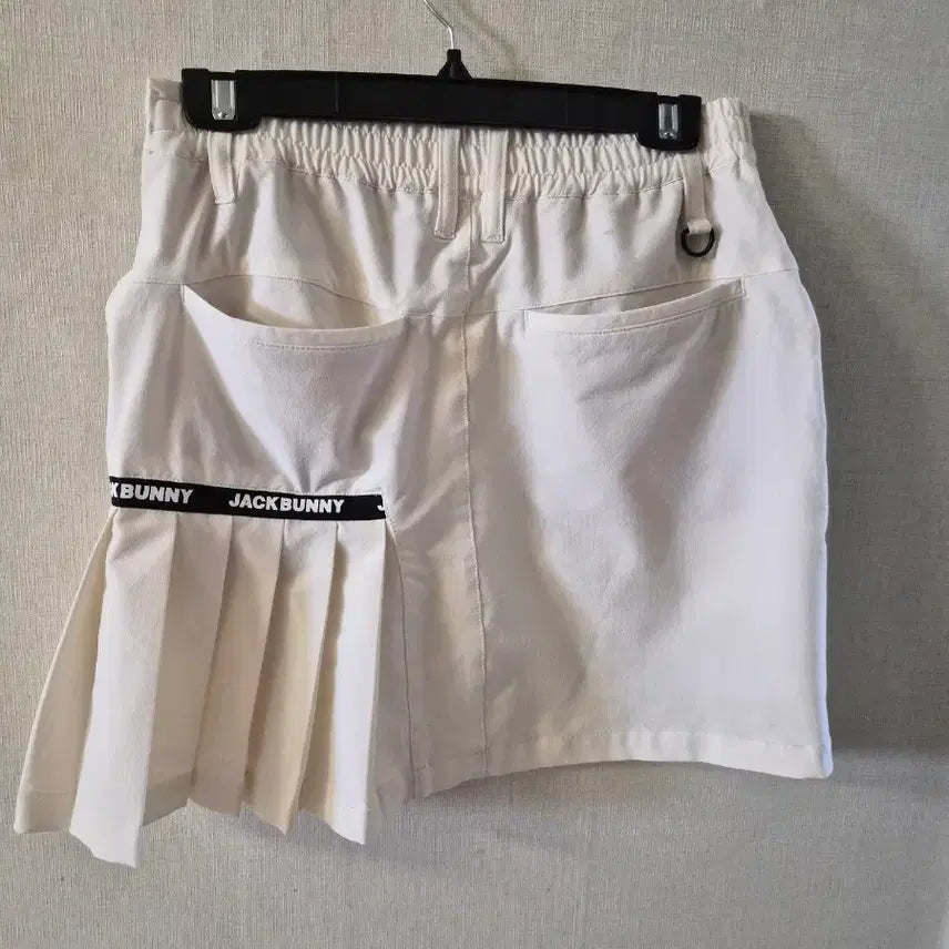 [BUNJANG] Jack Bunny Pleated Skirt Ivory / 잭버니 플리츠 스커트 아이보리