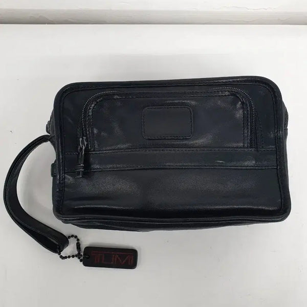 [BUNJANG] Tumi Leather Clutch / 투미 가죽 클러치