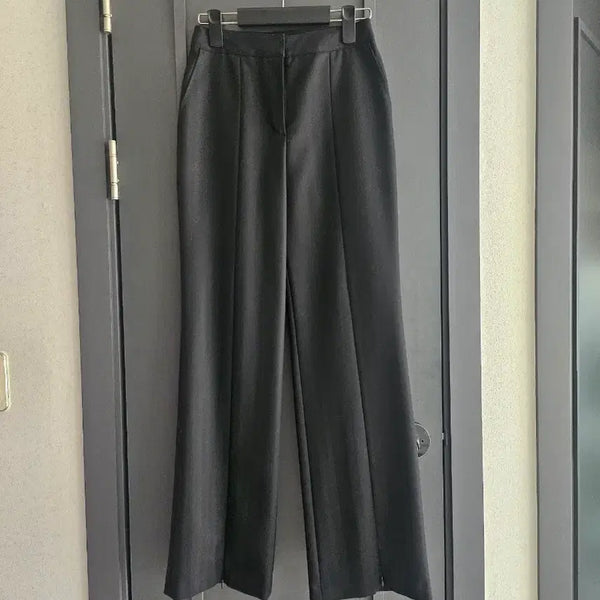 [BUNJANG] Theilma Black Slacks Pants (Size S) / 더일마 블랙 슬랙스 팬츠예요 새상품 S