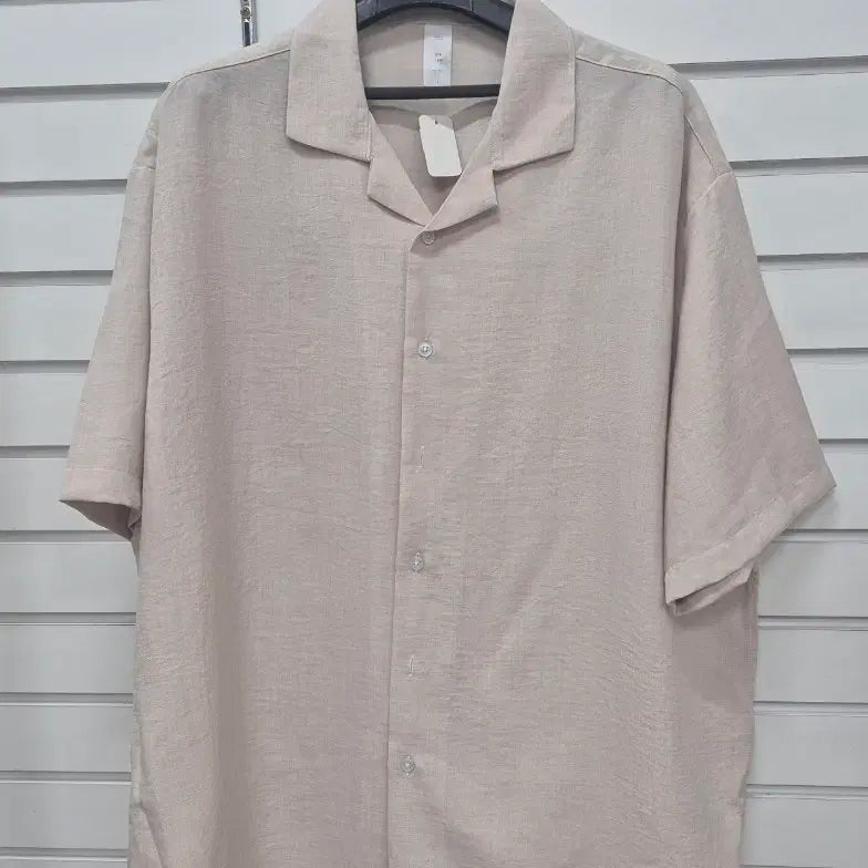 [BUNJANG] Beige Short Sleeve Shirt (New) / 반팔 셔츠 베이지색(새상품)