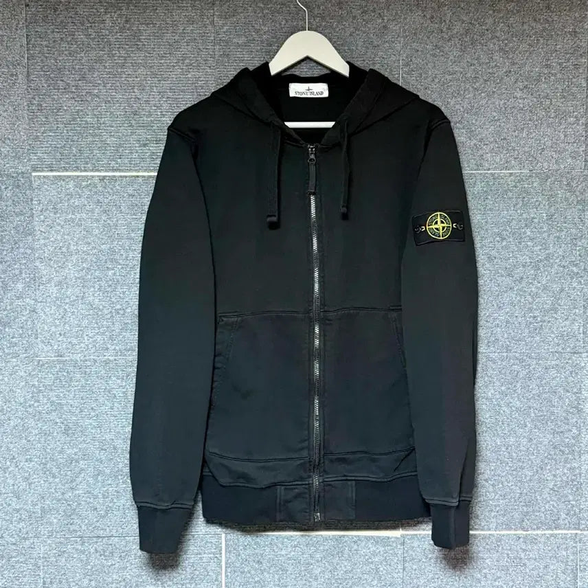 [BUNJANG] Stone Island 25FW Hooded Zip-Up Jacket / 25FW 스톤아일랜드 후드집업