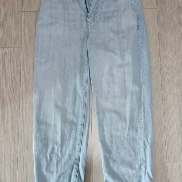 [BUNJANG] Uniqlo Semi Wide Fit Jeans / 유니클로 세미 와이드핏 청바지 판매(상태 양호)