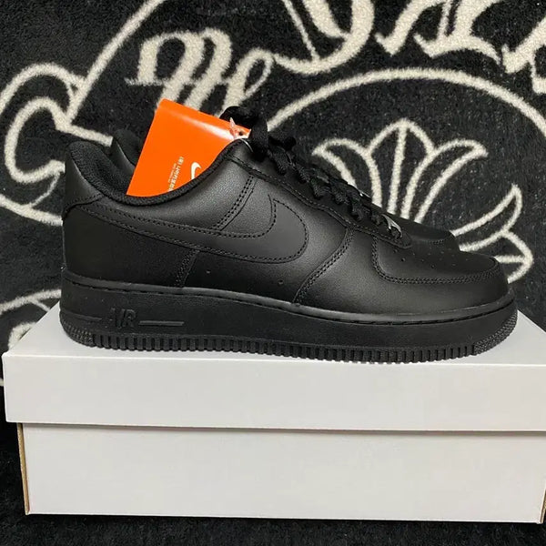 [BUNJANG] Nike Air Force All Black Sneakers (270) / 나이키 에어포스 올블랙 270