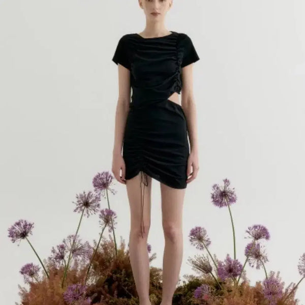 [BUNJANG] Yuse Shirring Cutout Half Sleeve Dress Black / 유즈 yuse 셔링 컷아웃 원피스 블랙