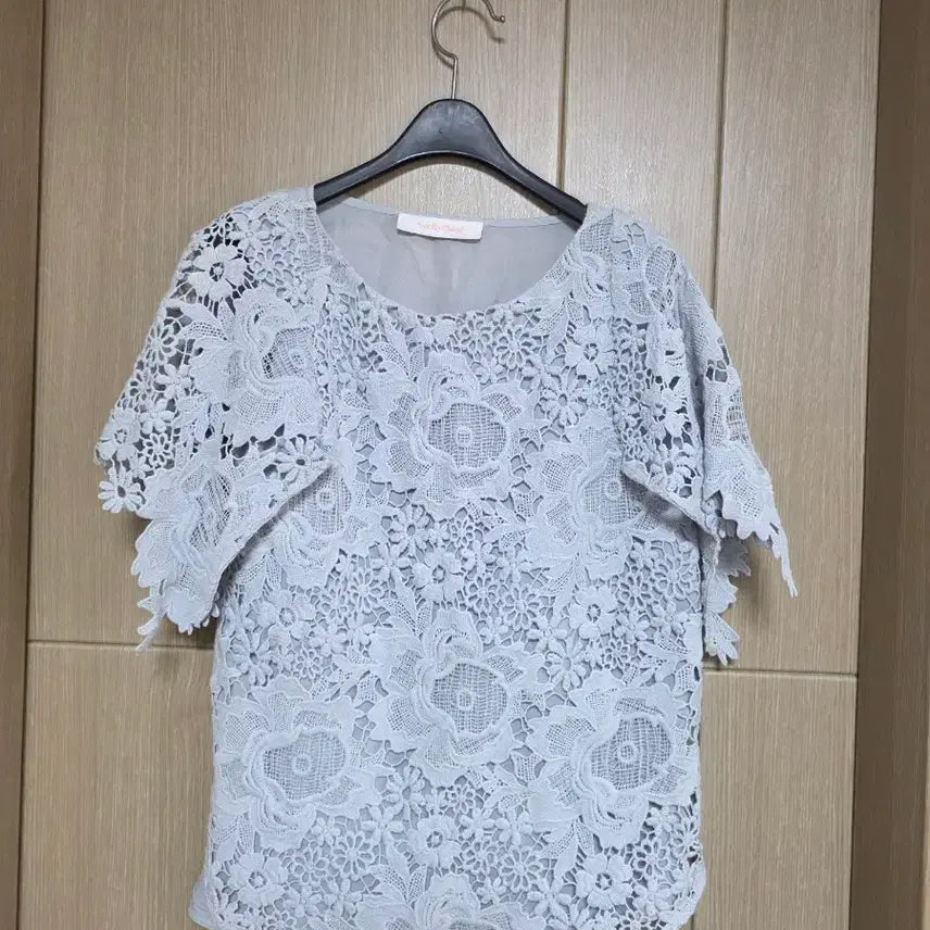 [BUNJANG] See by Chloé Lace Short Sleeve Blouse / 씨바이끌로에 레이스 반팔 블라우스