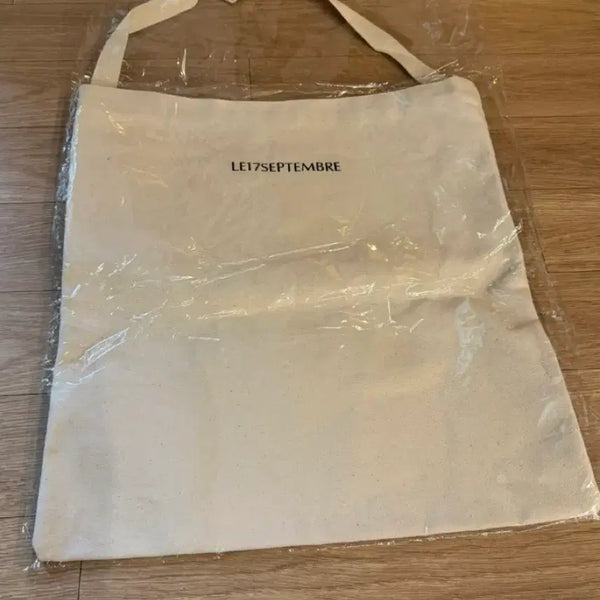 [BUNJANG] LE17SEPTEMBRE Shoulder Eco Bag / LE17SEPTEMBRE 숄더 에코백 (새 상품)
