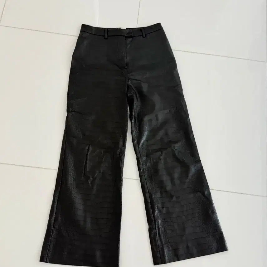 [BUNJANG] ORR Faux Leather Wide Pants / orr 페이크 레더 와이드팬츠