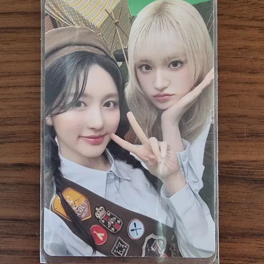 [BUNJANG] IVE (Gaeul, Liz) Scout Fancon MD Photocard / 아이브 가을,리즈 스카우트 팬콘 엠디 포카