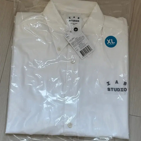 [BUNJANG] IAP STUDIO White Shirt XL / [XL] 아이앱스튜디오 셔츠_화이트 판매합니다.