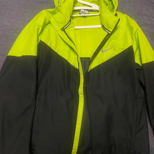 [BUNJANG] Nike Windbreaker Jacket - Size S / 나이키 바람막이 s
