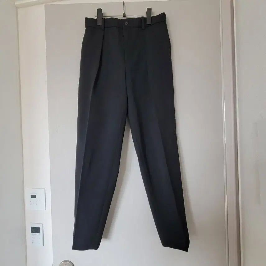 [BUNJANG] MACAWER One-Tuck Pegtop Wool Trousers Black (Size 3) / 마카웨어 원턱 페그톱 울 트라우저 블랙(3사이즈)
