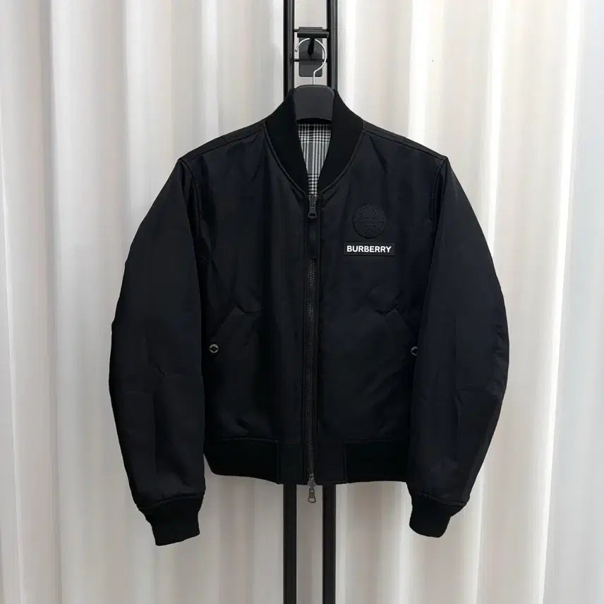 [BUNJANG] Burberry Reversible Bomber Jacket / [95] 버버리 리버서블 봄버 자켓