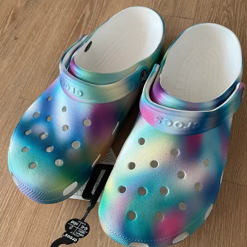 [BUNJANG] Crocs Tie-Dye Sandals (270mm) / 크록스 타이다이