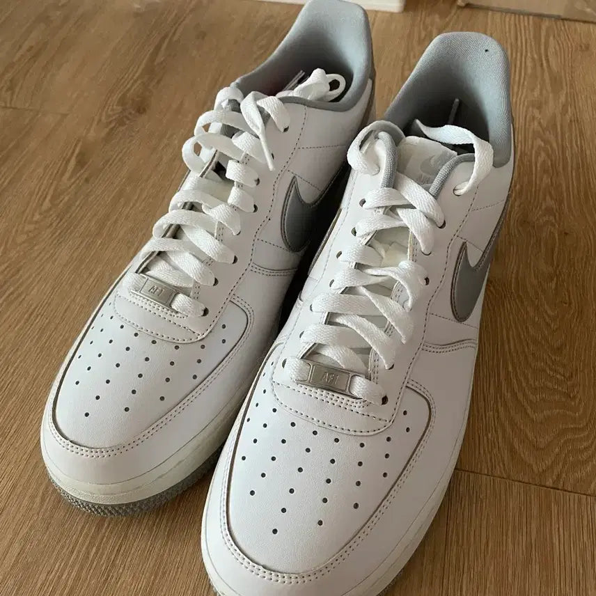 [BUNJANG] Nike Air Force 1 '07 LV8 / 나이키 에어포스1 07 lv8
