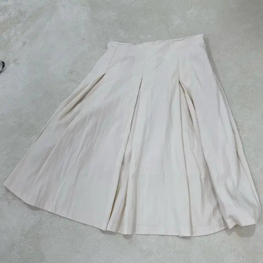 [BUNJANG] Pleated Midi Skirt with Back Elastic (Size 55) / 뒷밴딩 플리츠 미디 스커트 치마 55