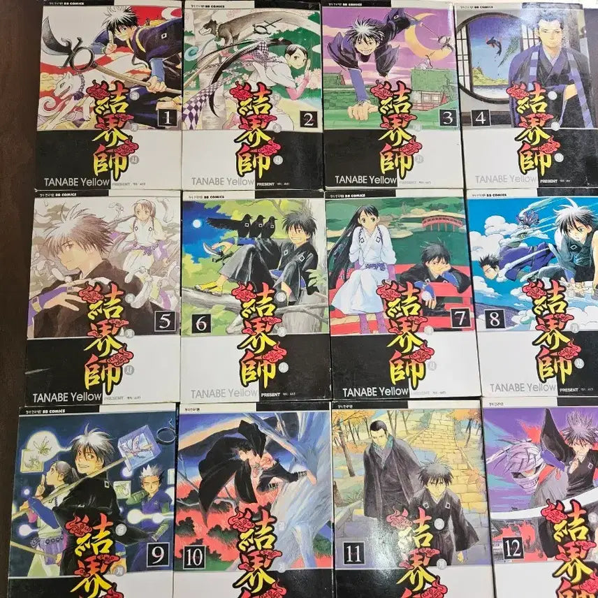 [BUNJANG] Kekyesa Complete Set (Volumes 1-35) / 결계사 35완 팝니다
