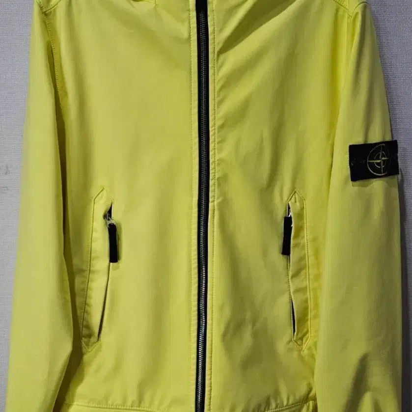 [BUNJANG] Stone Island Light Soft Shell Hooded Jacket Size S / 정품 스톤아일랜드 라이트 소프트쉘 후드 자켓 90/S