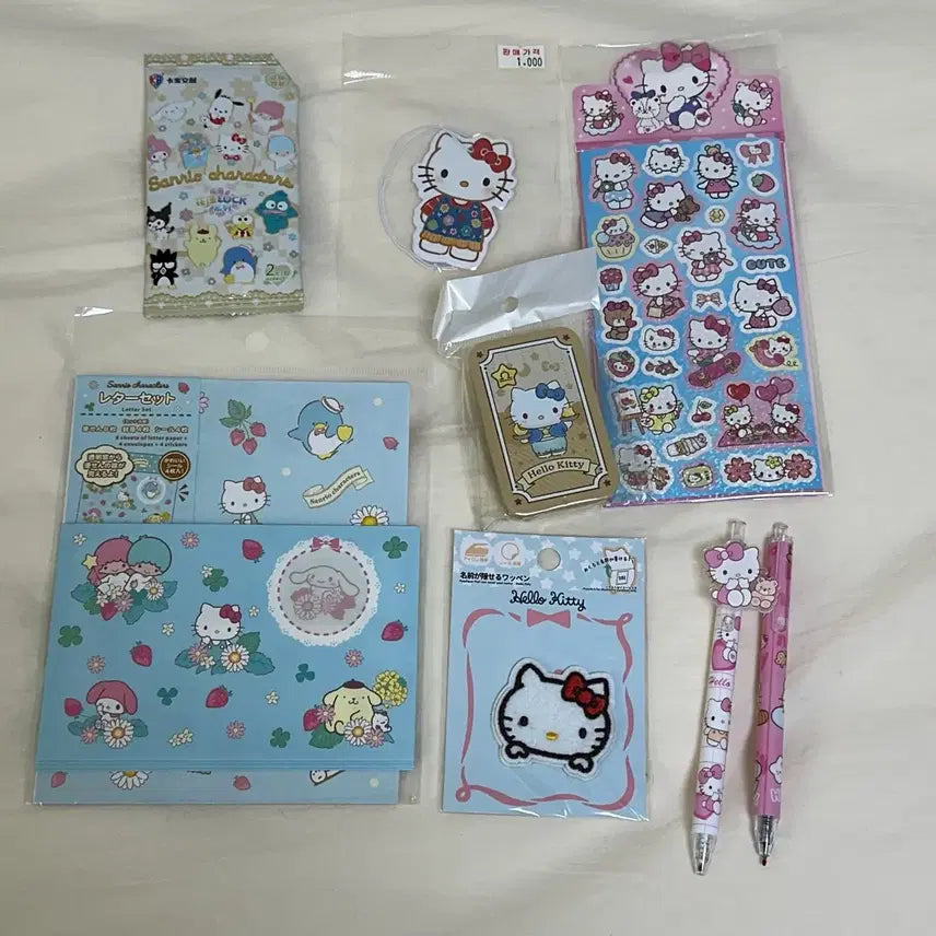 [BUNJANG] Sanrio Hello Kitty Stationery Tin Case, Wappen, Ballpoint Pen Bundle Set / 헬로키티 편지지 틴케이스 와펜 볼펜 등 일괄
