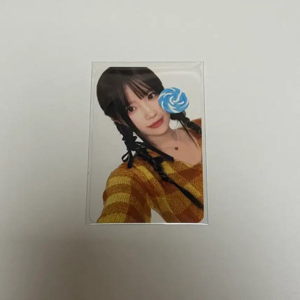 [BUNJANG] fromis_9 Song Hayoung Birthday Box WithMue Special Photocard / 프로미스나인 송하영 생일박스 위드뮤 특전 포카