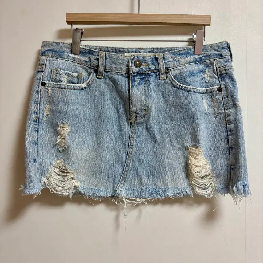 [BUNJANG] Distressed Wash Denim Mini Skirt / 데미지 워싱 데님 미니스커트