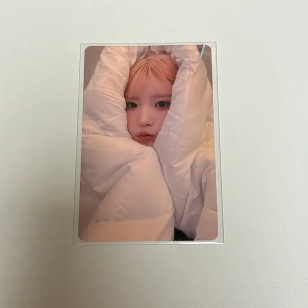 [BUNJANG] fromis_9 Song Hayoung Blanket Photocard Weverse Live POB / 프로미스나인 송하영 이불 포카 위버스 라이브 특전