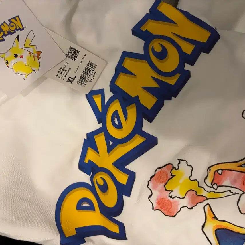 [BUNJANG] Uniqlo x Pokémon Charizard Collaboration T-Shirt XL / 유니클로 포켓몬 리자몽 콜라보 xl 새상품