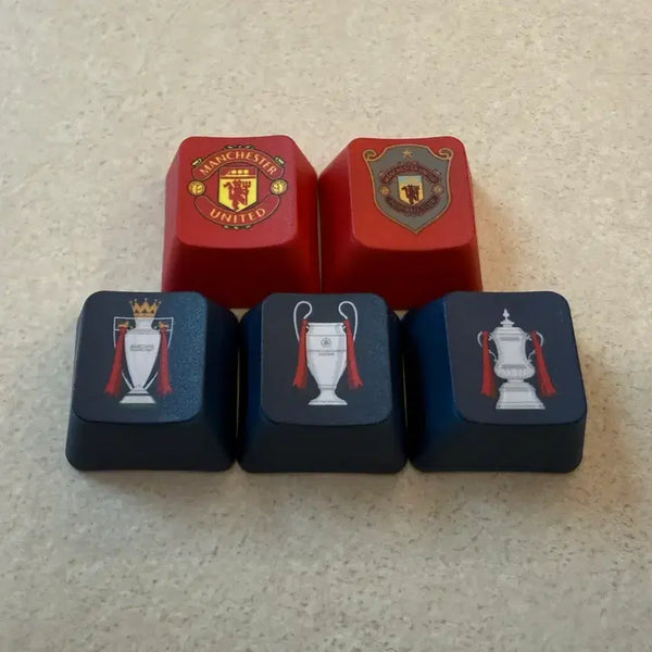 [BUNJANG] Manchester United Treble Keyboard Keycaps 5-Piece Set (98-99 Treble Cup Design) / 맨유 트레블 키보드 키캡 5종 세트 (98-99 트레블 컵 디자인)