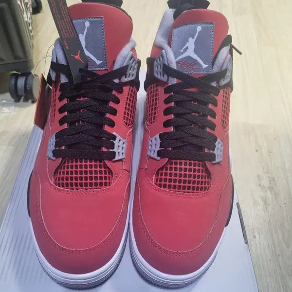 [BUNJANG] Jordan 4 Toro 2026 / [300] 조던 4 토로 2026