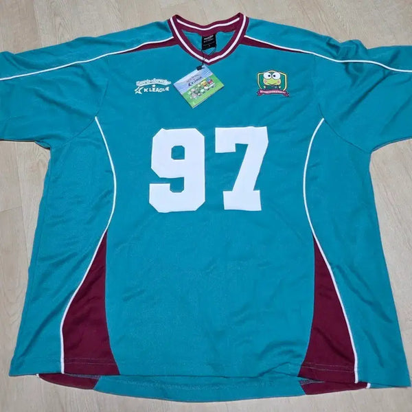 [BUNJANG] K League x Sanrio Kerokeroppi Football Jersey (Size 1) / (1사이즈)K리그 산리오 대전하나시티즌 풋볼저지 케로케로케로피 사이즈1