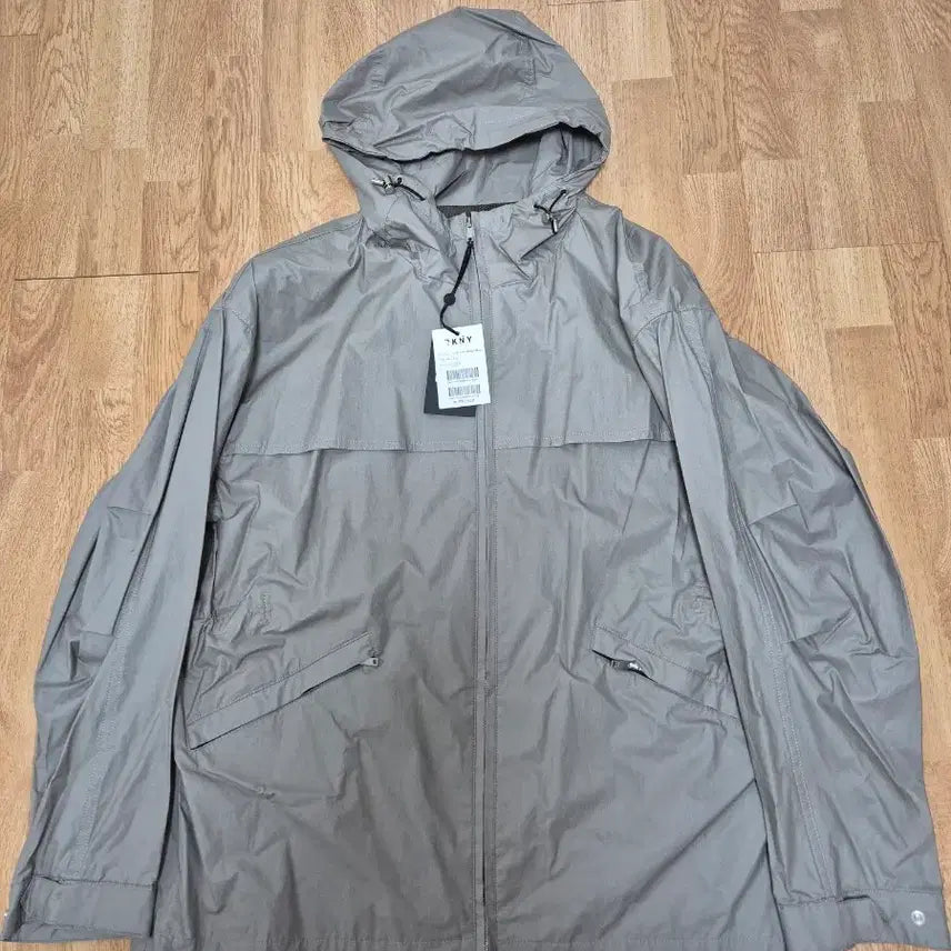 [BUNJANG] DKNY Beige Hooded Windbreaker Jacket Size 4 (M) Unused New / DNKY 바람막이 후드 자켓 베이지 4(M) (미사용 새제품)