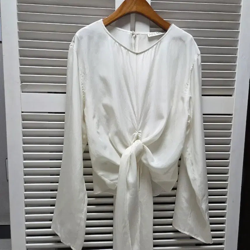 [BUNJANG] RARE Lace Blouse - New with Tags / RRACE  레이스 블라우스 택채새상품