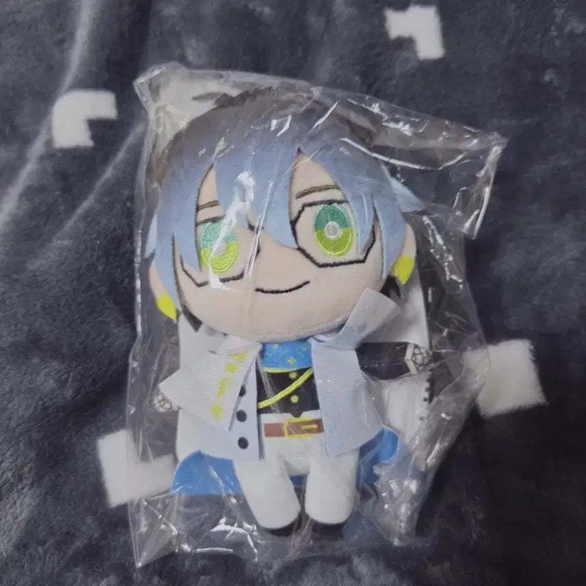 [BUNJANG] NIJISANJI EN Luxiem Ike Eveland Nijinui Plush Doll (Sealed) / 니지산지EN 럭시엠 아이크 이브랜드 니지누이 미개봉