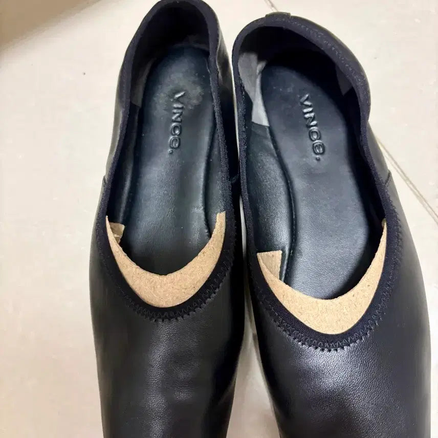 [BUNJANG] Vince Black Flat Shoes / Vince 빈스 블랙 플랫 36.5 (52만원)