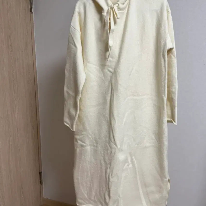[BUNJANG] Ivory Knit Long Hoodie Dress / 아이보리 후드 롱 원피스