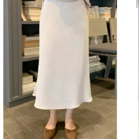 [BUNJANG] P.B. Made Shading Skirt Cream M / 퍼빗 쉐딩 스커트 무드 크림 m
