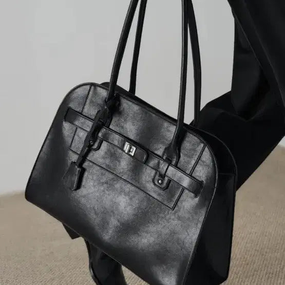 [BUNJANG] Drawfit Monarch Leather Belted Shoulder Bag [Black] / (미사용)드로우핏 모나크 레더 벨티드 숄더백 [BLACK]