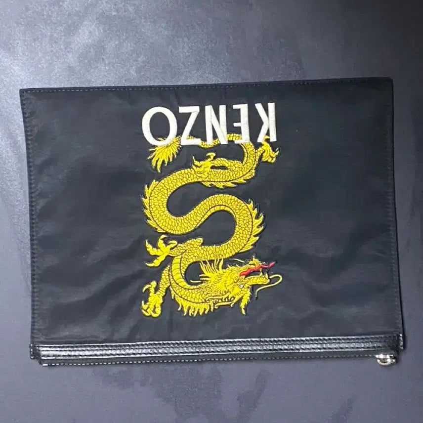 [BUNJANG] Kenzo Black Dragon Clutch Bag / KENZO 겐조 블랙 드래곤 클러치 백