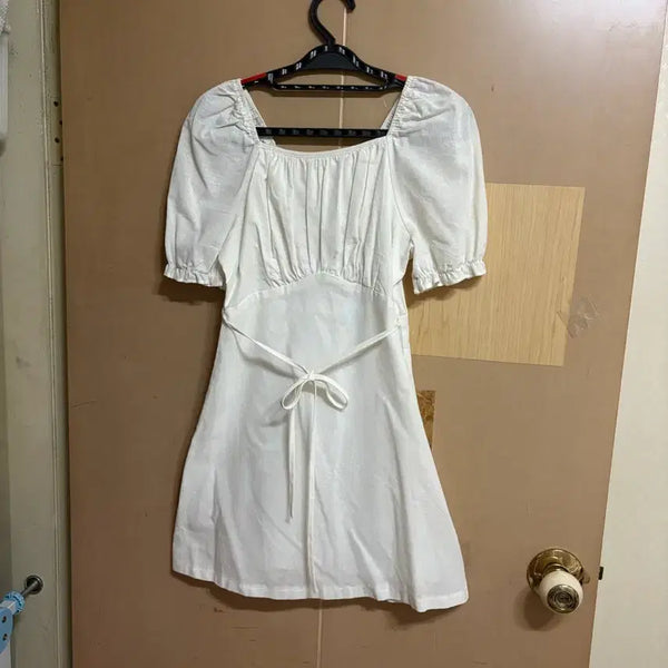 [BUNJANG] Ablry Linen Mini Dress / 새상품 에이블리 미니 원피스