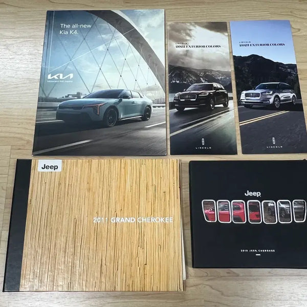[BUNJANG] Automotive Catalog Collection (Kia, Lincoln, Jeep, Honda, Acura, Nissan, Subaru, Lexus) / 미국 자동차 카탈로그 (기아/링컨/지프/혼다/어큐라/닛산/스바루/렉서스)