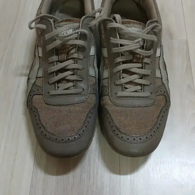 [BUNJANG] Onitsuka Tiger & Reebok Sneakers (265mm) / 남성신발 오니츠카 타이거 운동화 +리복 운동화 개당가격이에요