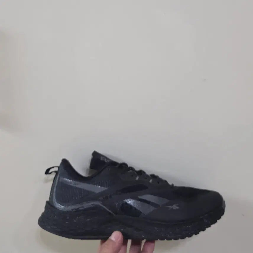 [BUNJANG] Reebok Floatride 3.0 Adventure Black/Grey / [260] 리복 플로트라이드3.0 어드벤처 블랙그레이ㅡ단종매물,최저가