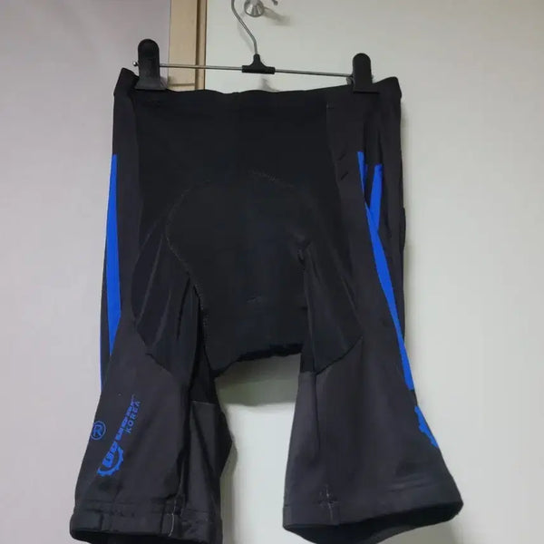 [BUNJANG] GoGear Korea 5-Part Cycling Shorts - Black with Blue Pad - Size L / 새것 )GoGear KOREA 자전거 5부 바지 L(고기어 코리아) L