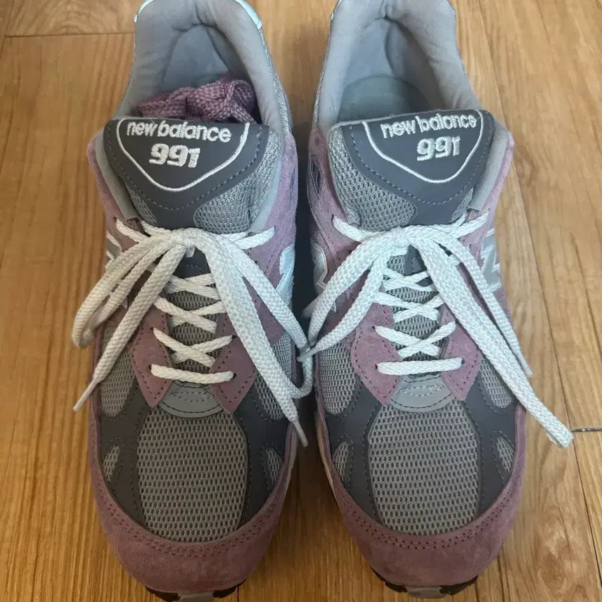 [BUNJANG] New Balance 991 Pink Sneakers (275) / 뉴발란스991 핑크 275