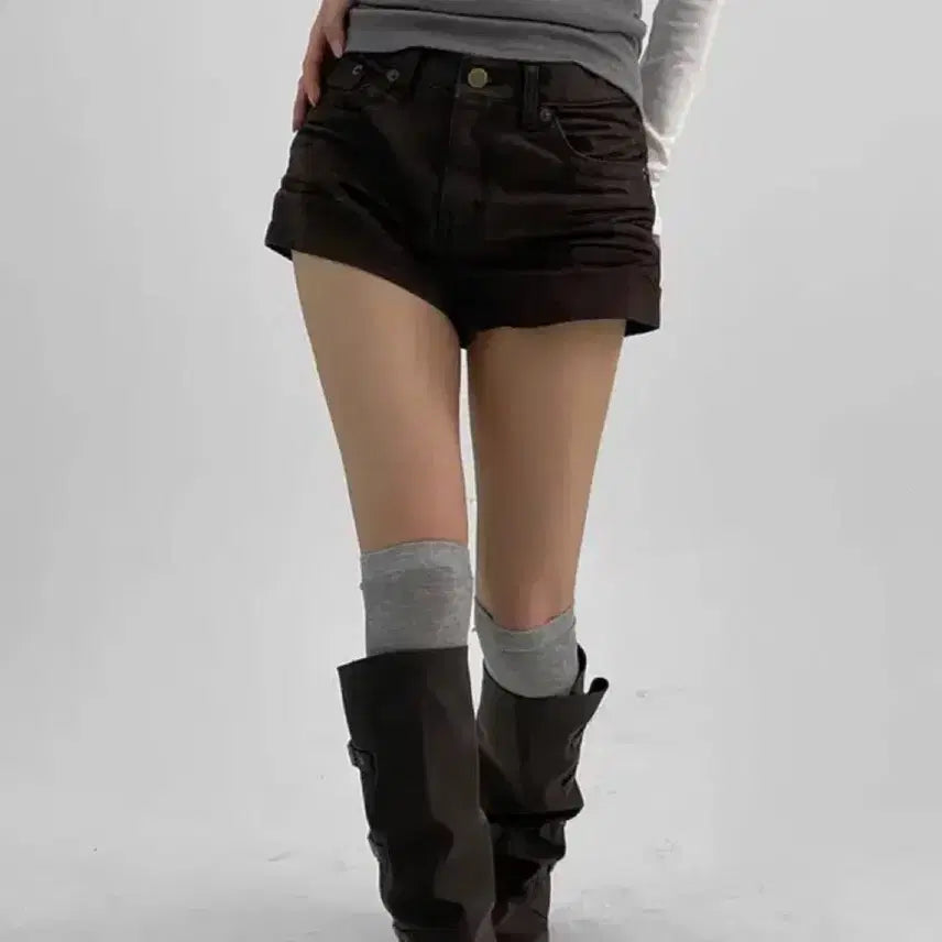 [BUNJANG] Black Up Hot-C Non-Fade Short Denim Pants Brown / 블랙업 핫크 논페이드 숏 데님 팬츠 브라운