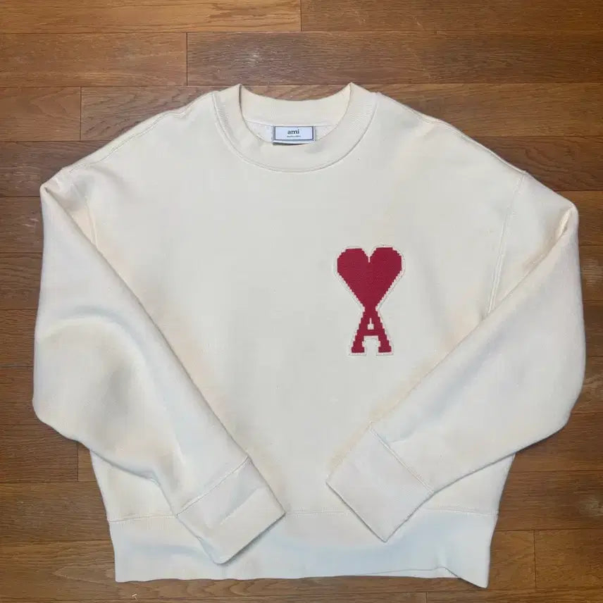 [BUNJANG] AMI Big Heart Knit Ivory / 아미 빅하트 니트