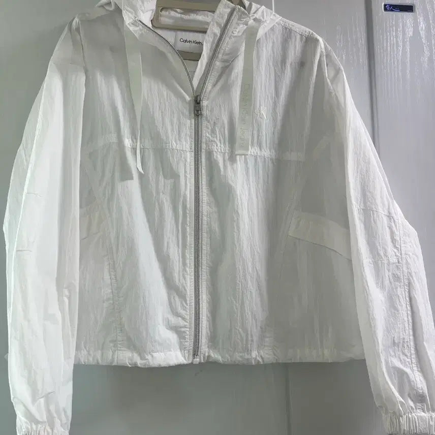 [BUNJANG] Calvin Klein Women's Windbreaker Jacket / 캘빈클라인 여성 윈드브레이커(새상품)