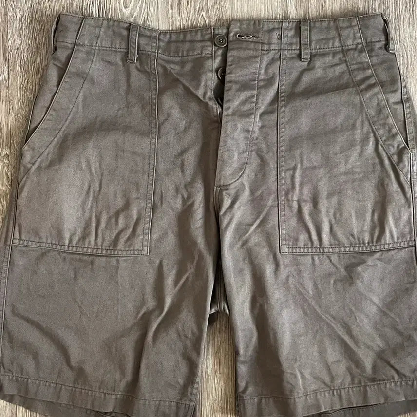 [BUNJANG] The Rescue Kilroy Shorts Khaki L / 더레스큐 킬로이 쇼츠 L 카키 판매