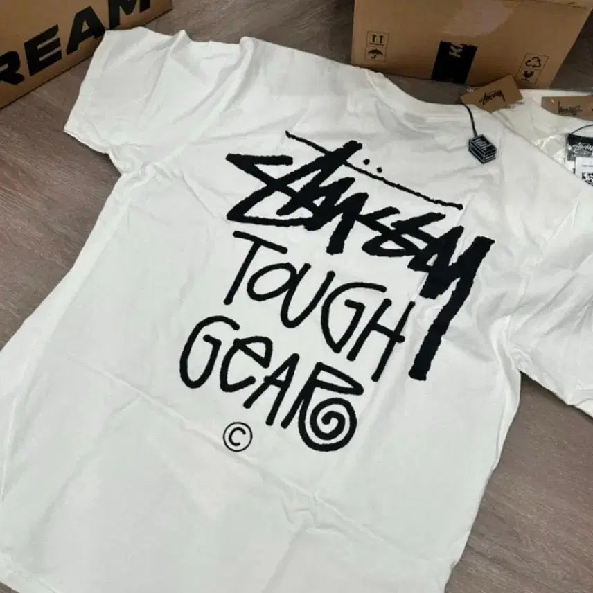 [BUNJANG] Stussy Tough Gear T-shirt White / 스투시 터프 기어 반팔 새상품 S, M, L, XL