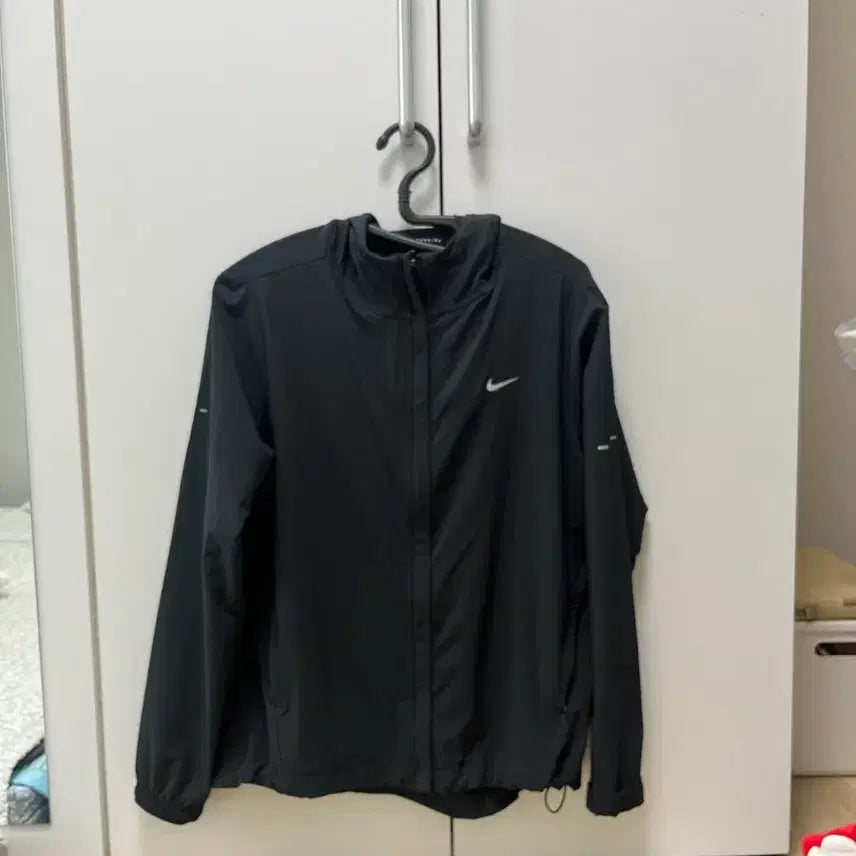 [BUNJANG] Nike Women's Windbreaker Jacket Size L / 나이키 여성 바람막이 자켓 L사이즈
